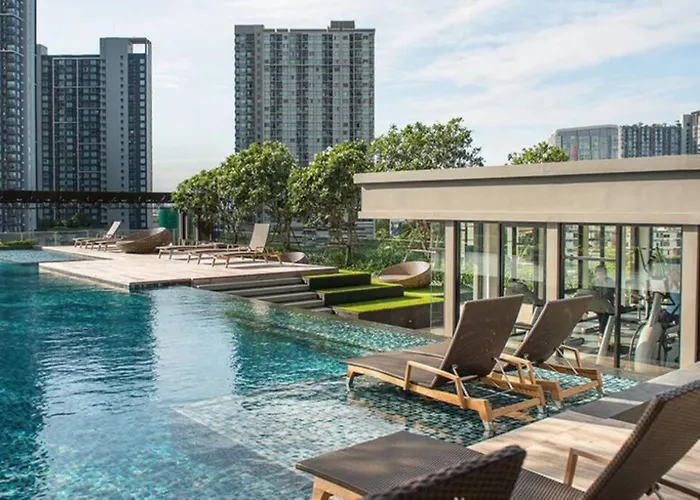 The Base Park East - Sukhumvit 77 *